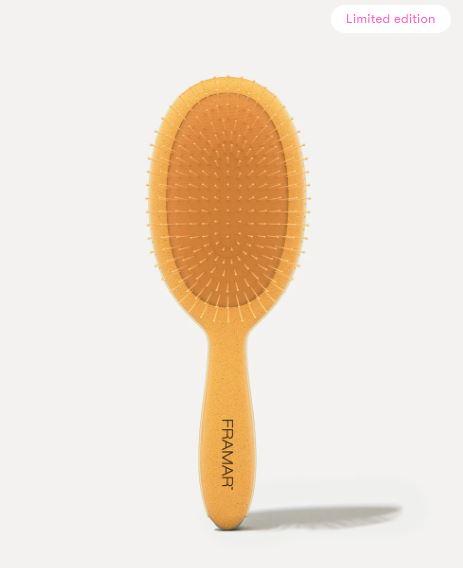 Baecation Detangle Brush - Sand