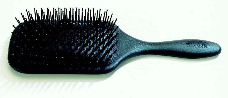 Denman Paddle Brush D83